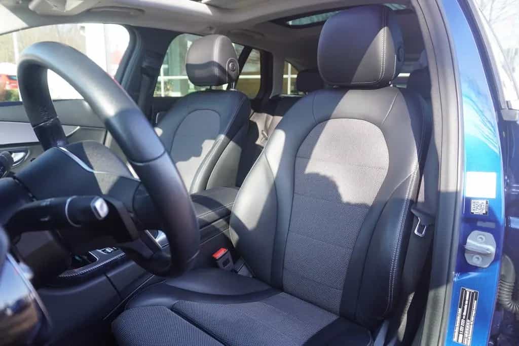 Mercedes-Benz C 180 C180 T-Modell CGI Avantgarde Aut LED Navi Kamera 09/2019-photo-37