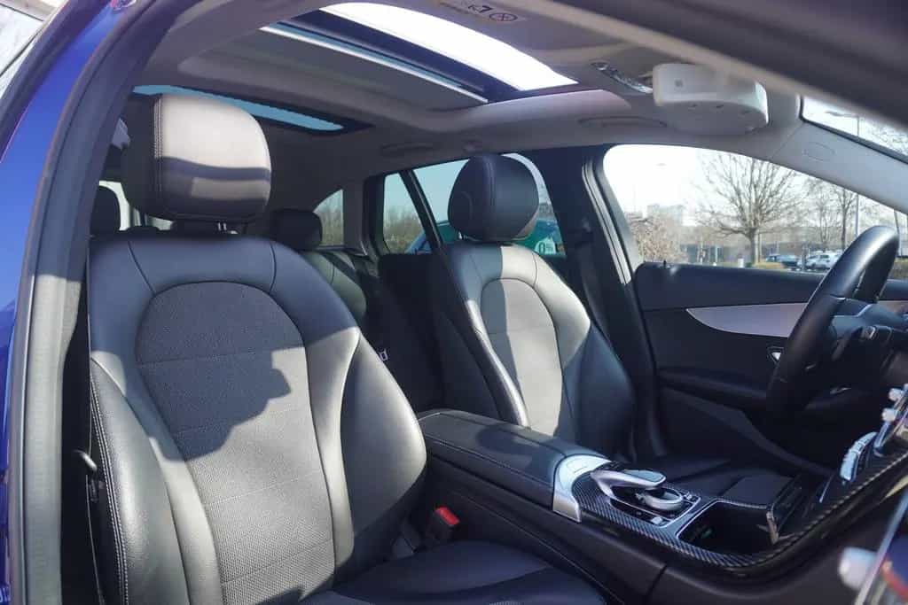 Mercedes-Benz C 180 C180 T-Modell CGI Avantgarde Aut LED Navi Kamera 09/2019-photo-39