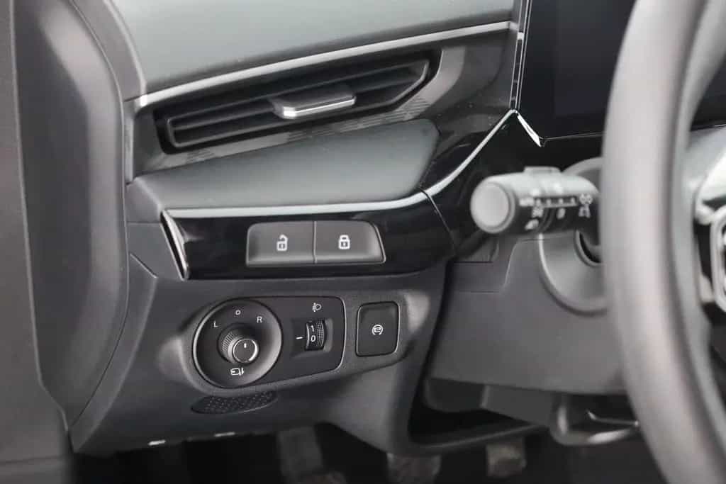 MG MG3 1.5 Comfort LED Navi Kamera Tempomat 10/2025-photo-21