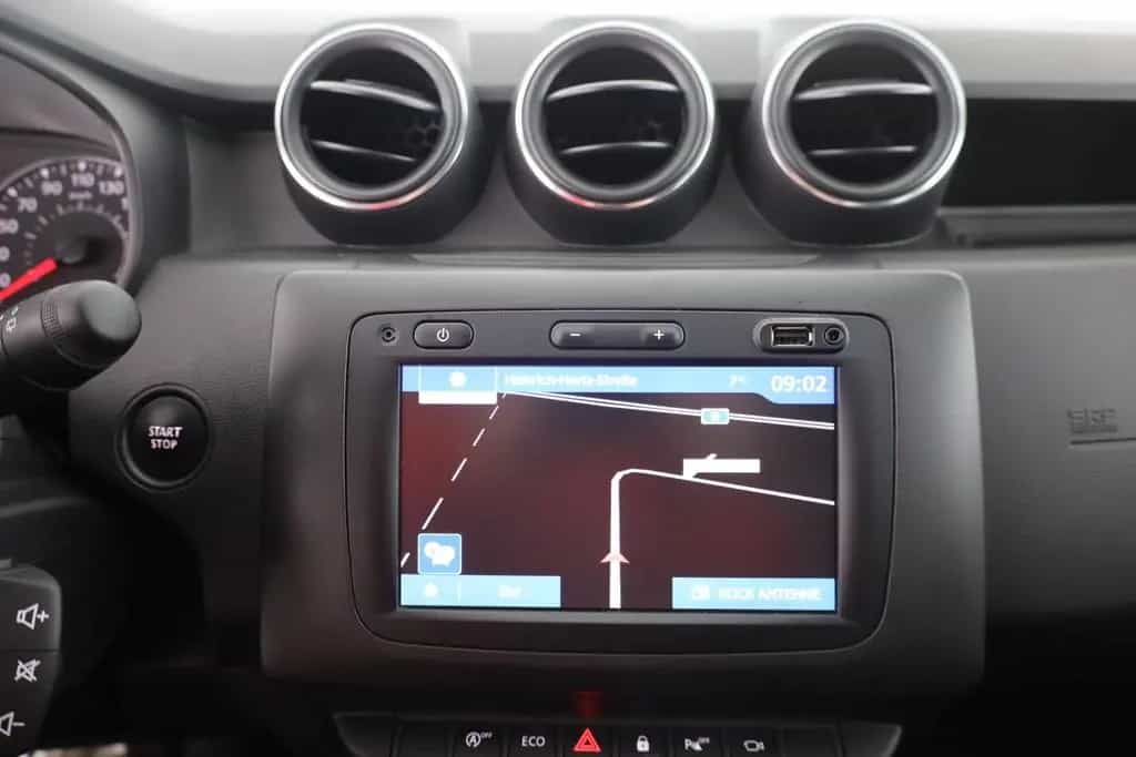 Dacia Duster II 1.3 TCE Celebration Navi DAB Kamera 10/2021-photo-9
