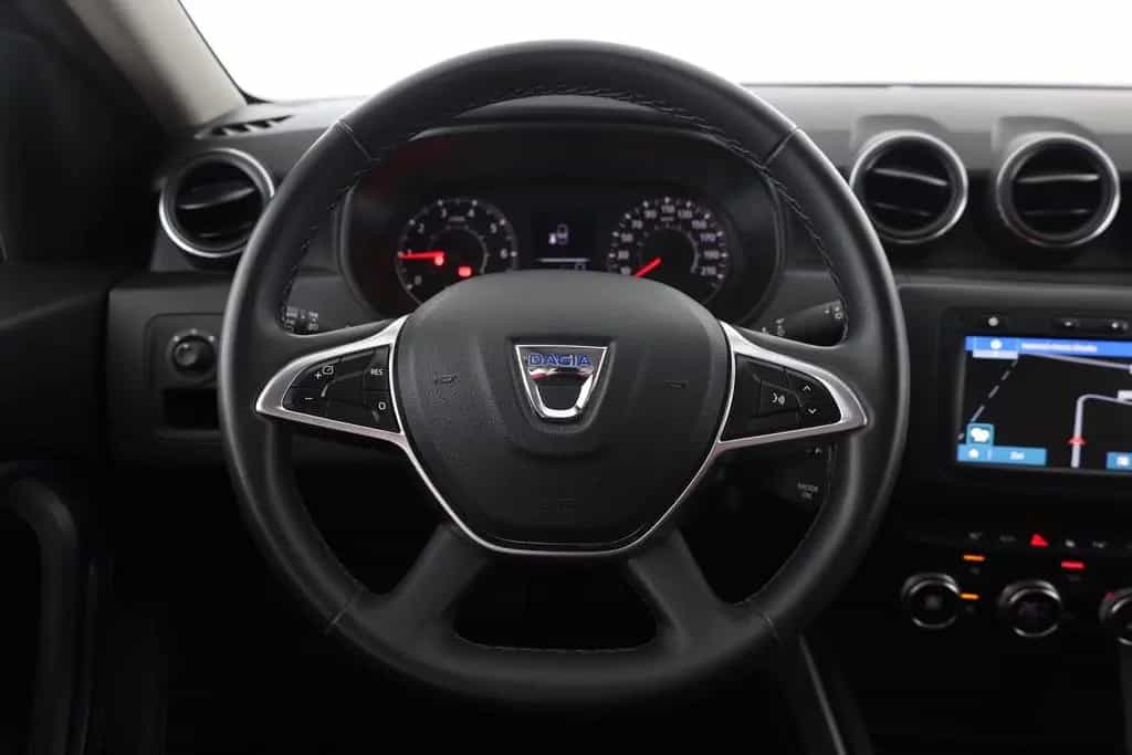 Dacia Duster II 1.3 TCE Celebration Navi DAB Kamera 10/2021-photo-12