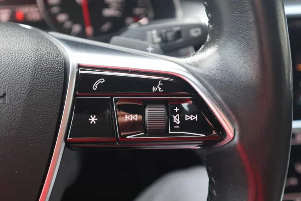 Audi A6 Avant 40 2.0 TDI sport Navi LED Kamera ACC 12/2019-photo-13