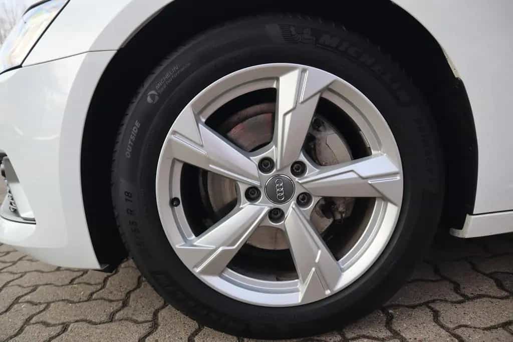 Audi A6 Avant 40 2.0 TDI sport Navi LED Kamera ACC 12/2019-photo-7