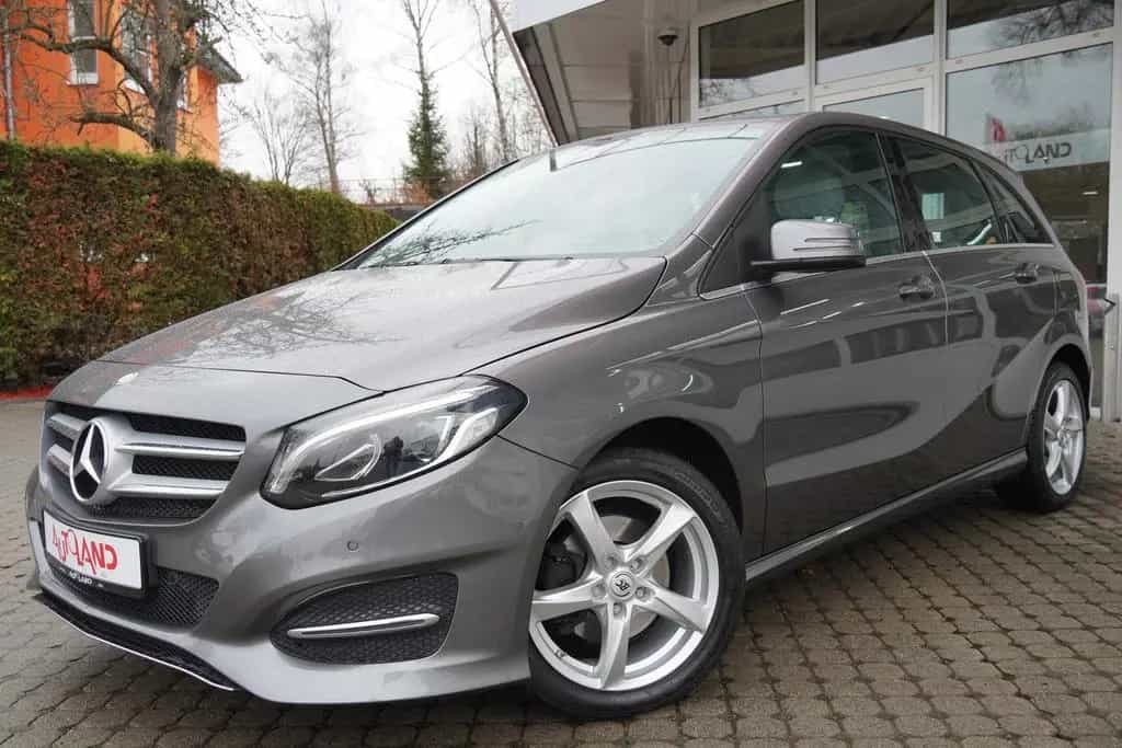 Mercedes-Benz B-Class Urban 4Matic LED Navi Totwinkel Kamera SHZ 03/2017-photo-1