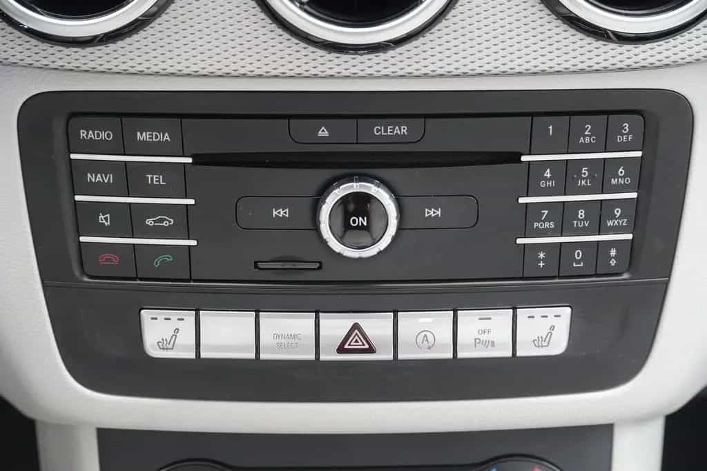 Mercedes-Benz B-Class Urban 4Matic LED Navi Totwinkel Kamera SHZ 03/2017-photo-20