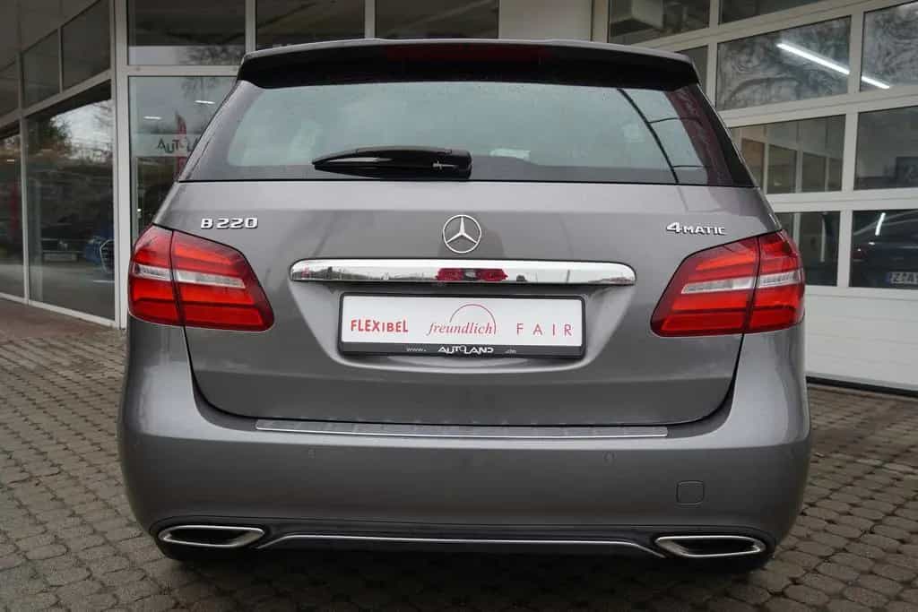 Mercedes-Benz B-Class Urban 4Matic LED Navi Totwinkel Kamera SHZ 03/2017-photo-4