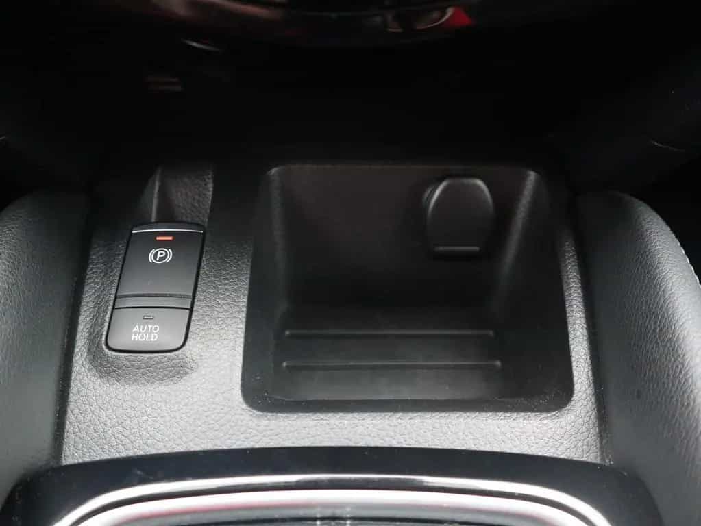 Nissan Qashqai 1.3 N-Connecta Navi Panorama 360° AHK 02/2020-photo-17