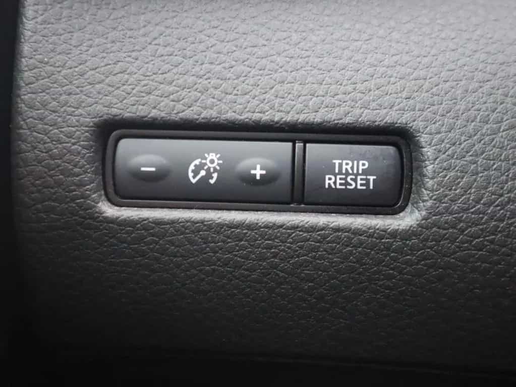 Nissan Qashqai 1.3 N-Connecta Navi Panorama 360° AHK 02/2020-photo-27
