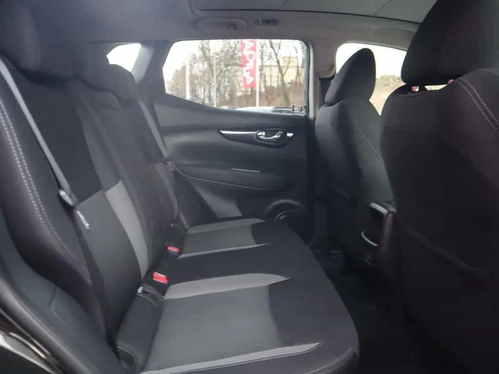 Nissan Qashqai 1.3 N-Connecta Navi Panorama 360° AHK 02/2020-photo-32