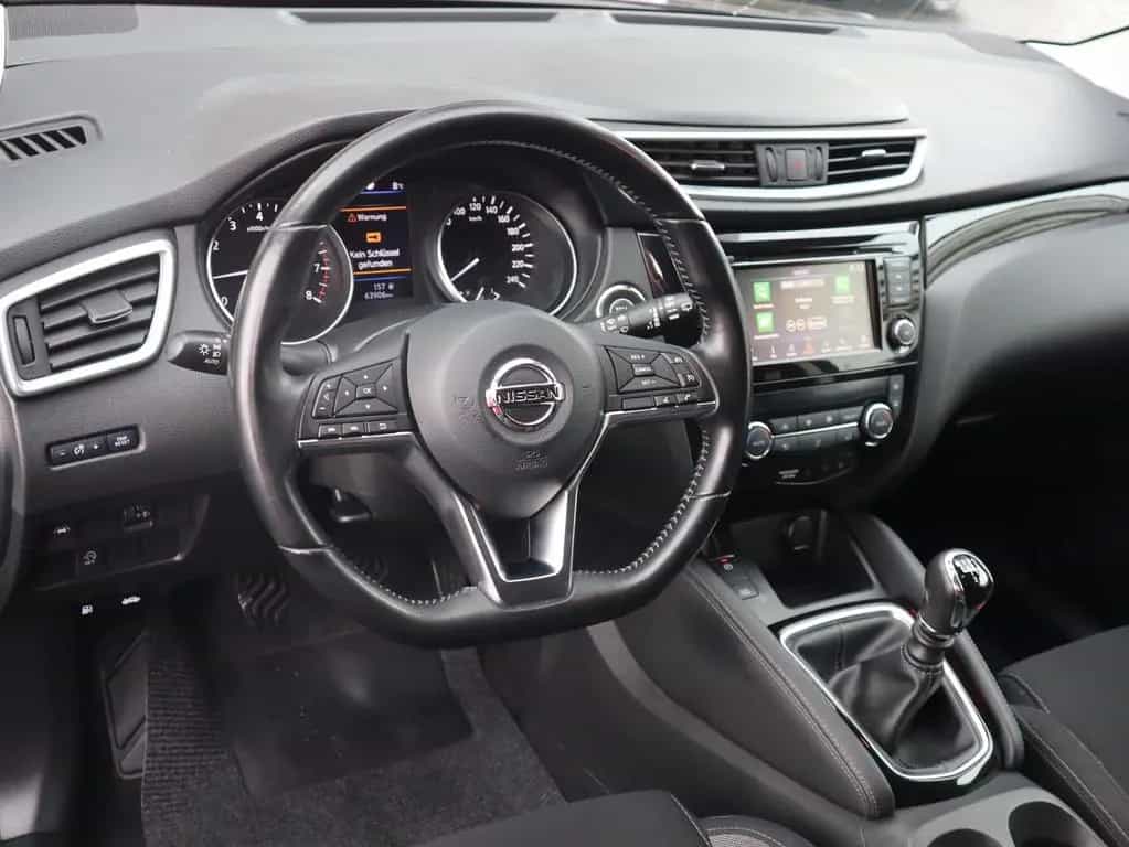 Nissan Qashqai 1.3 N-Connecta Navi Panorama 360° AHK 02/2020-photo-9