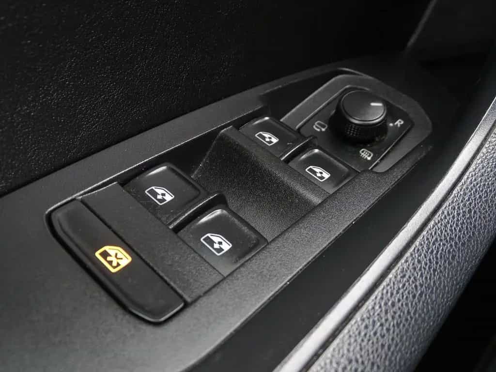 Skoda Kodiaq 1.5 TSI DSG LED Navi Kamera VC 03/2021-photo-23