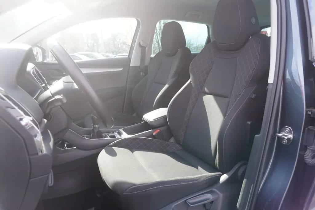 Skoda Karoq 1.0 TSI Ambition Sitzheizung Tempomat AHK 07/2019-photo-10