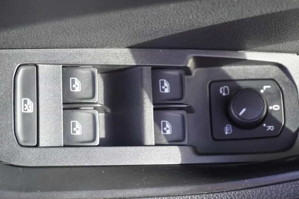Skoda Karoq 1.0 TSI Ambition Sitzheizung Tempomat AHK 07/2019-photo-20