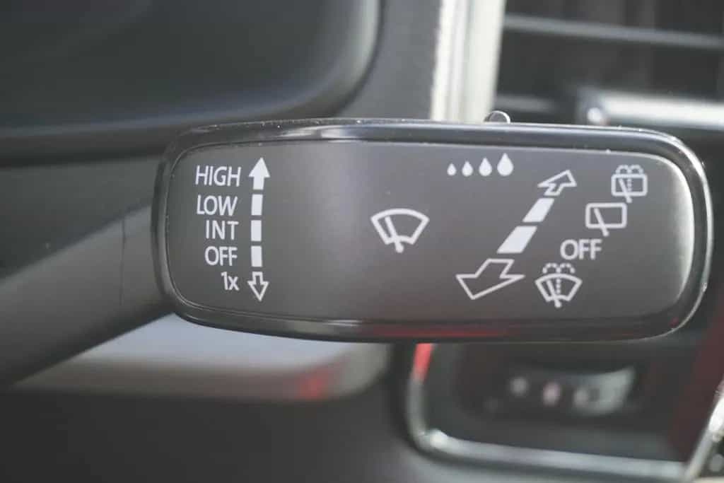 Skoda Karoq 1.0 TSI Ambition Sitzheizung Tempomat AHK 07/2019-photo-23