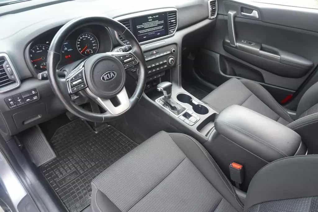 Kia Sportage 1.6 T-GDI AT Navi 4xSHZ Kamera 08/2021-photo-9