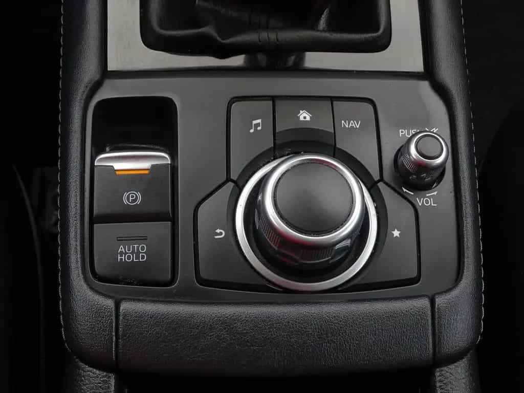 Mazda CX-3 2.0 Sports-Line LED Navi Head-Up Kamera PDC 10/2018-photo-14