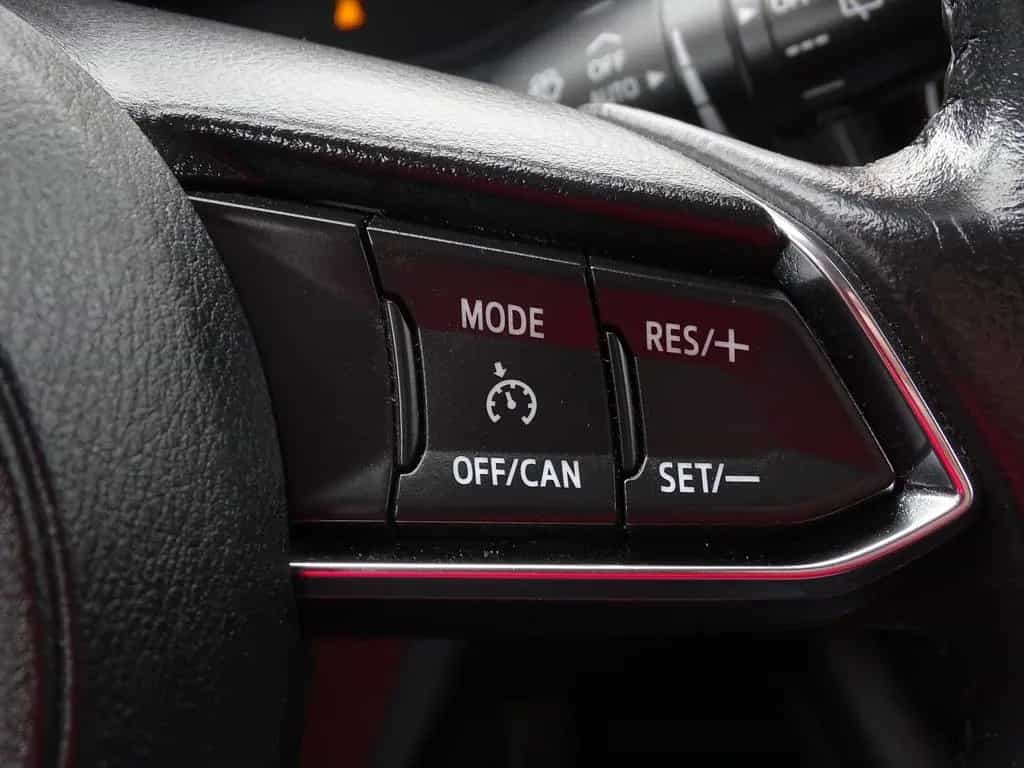 Mazda CX-3 2.0 Sports-Line LED Navi Head-Up Kamera PDC 10/2018-photo-17