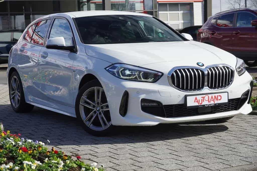 BMW 118 i M Sport Klimaaut. LED Navi PDC Tempomat USB 01/2020-photo-3
