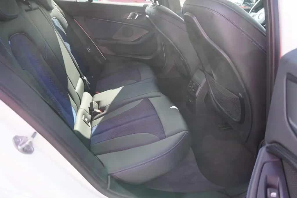 BMW 118 i M Sport Klimaaut. LED Navi PDC Tempomat USB 01/2020-photo-30
