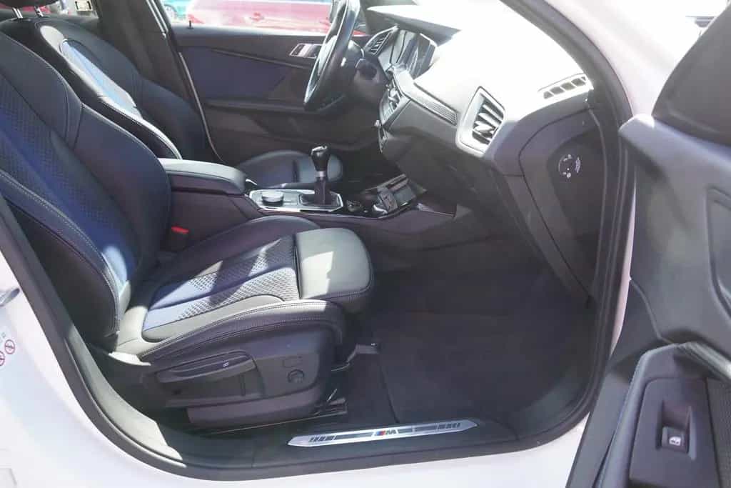 BMW 118 i M Sport Klimaaut. LED Navi PDC Tempomat USB 01/2020-photo-31