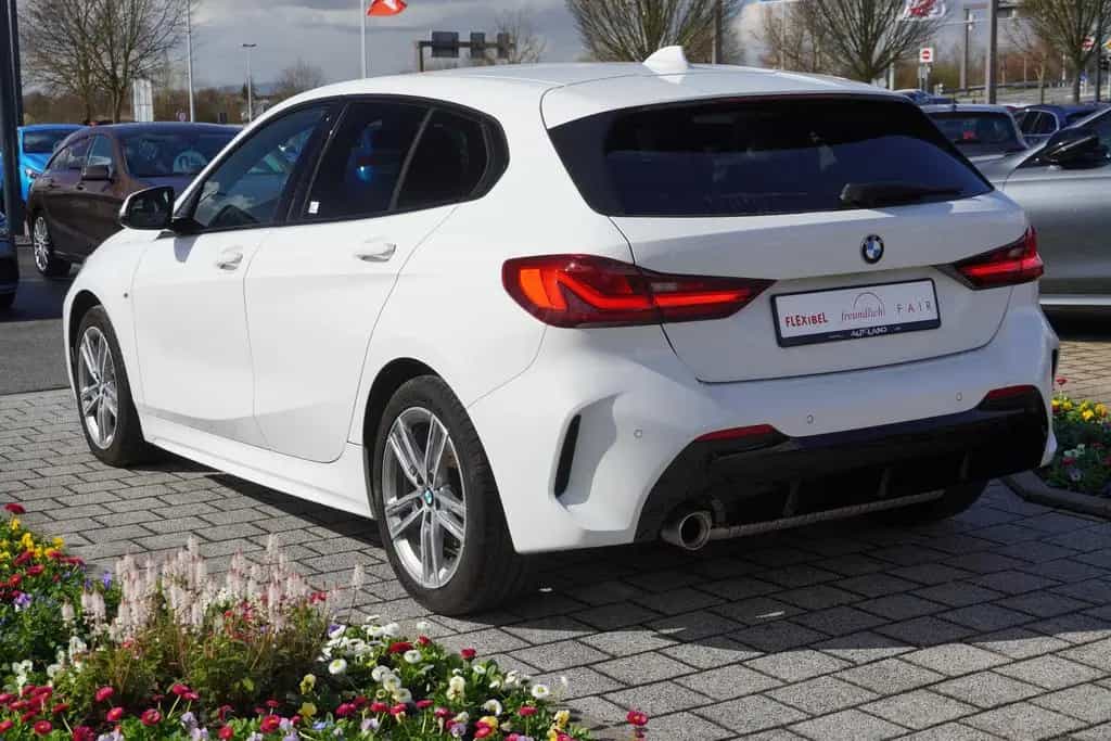 BMW 118 i M Sport Klimaaut. LED Navi PDC Tempomat USB 01/2020-photo-6