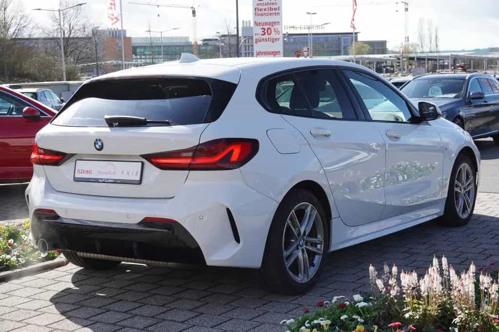 BMW 118 i M Sport Klimaaut. LED Navi PDC Tempomat USB 01/2020-photo-8