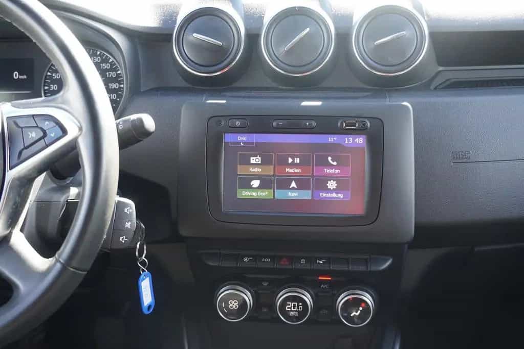 Dacia Duster SCe 115 Prestige Sitzheizung Kamera Navi 01/2019-photo-10