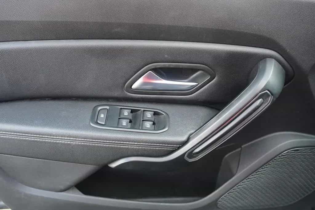 Dacia Duster SCe 115 Prestige Sitzheizung Kamera Navi 01/2019-photo-12