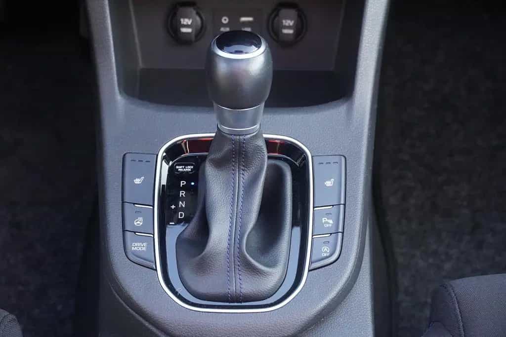 Hyundai i30 1.4 T-GDI Aut. Passion + LED Navi Pano AHK 06/2019-photo-19
