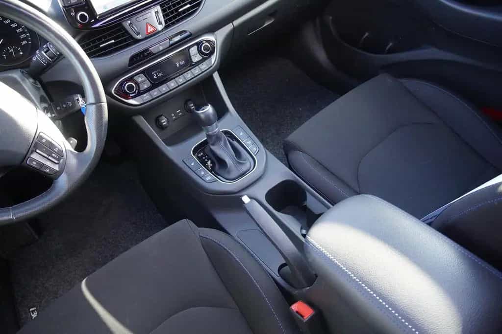 Hyundai i30 1.4 T-GDI Aut. Passion + LED Navi Pano AHK 06/2019-photo-20