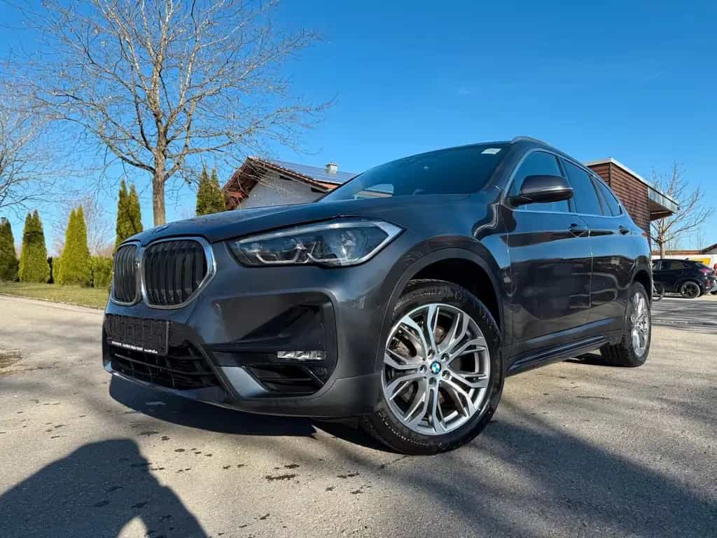 BMW X1 xDrive 20i Sport Line/Navi/R-Kam/LED/SHZ/Led. 07/2020-photo-0