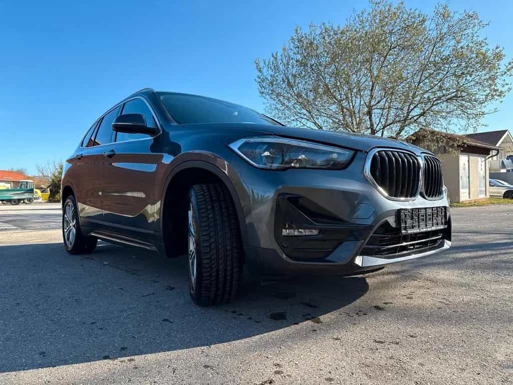 BMW X1 xDrive 20i Sport Line/Navi/R-Kam/LED/SHZ/Led. 07/2020-photo-2
