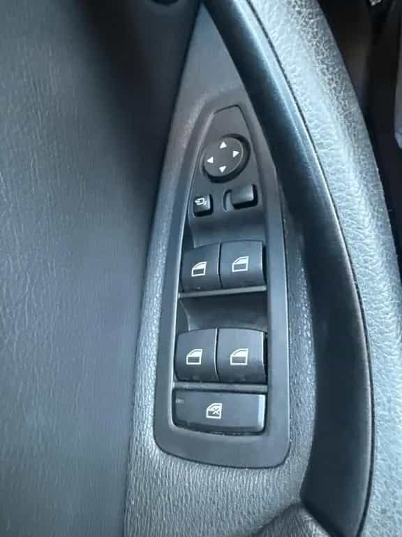 BMW X1 xDrive 20i Sport Line/Navi/R-Kam/LED/SHZ/Led. 07/2020-photo-25