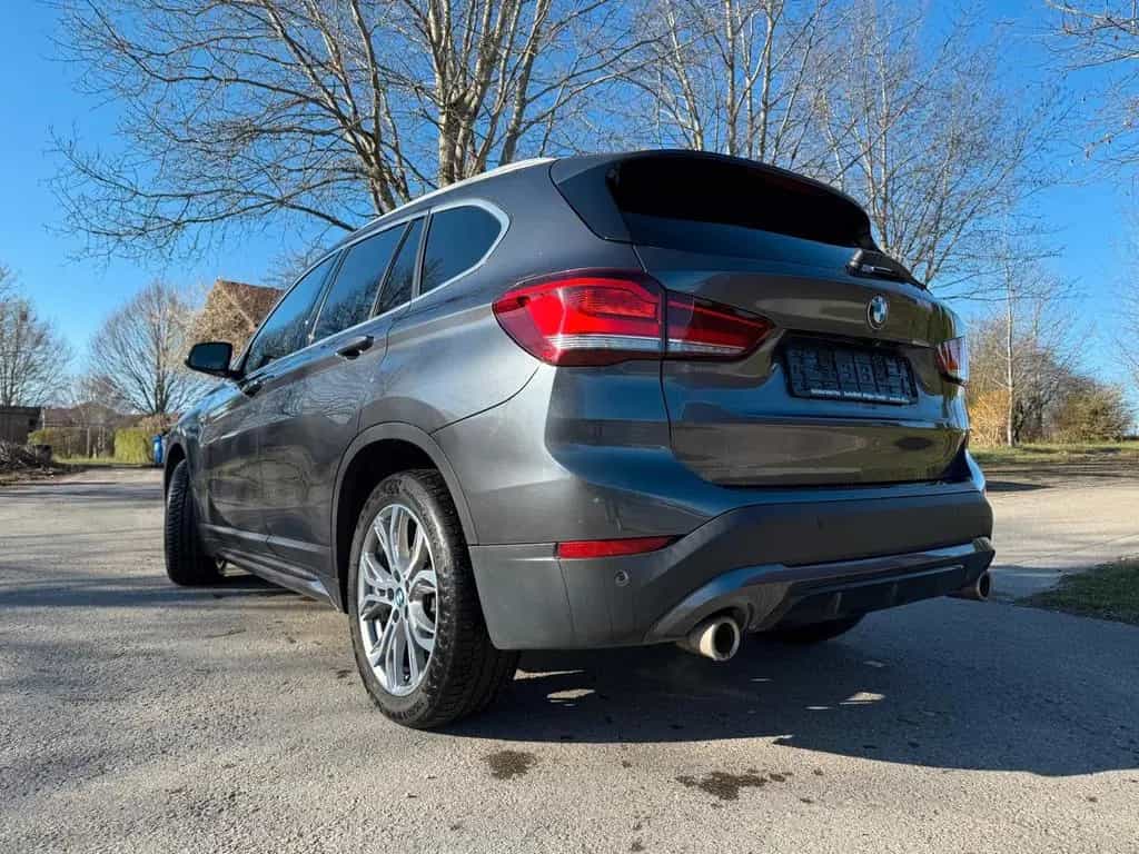 BMW X1 xDrive 20i Sport Line/Navi/R-Kam/LED/SHZ/Led. 07/2020-photo-3