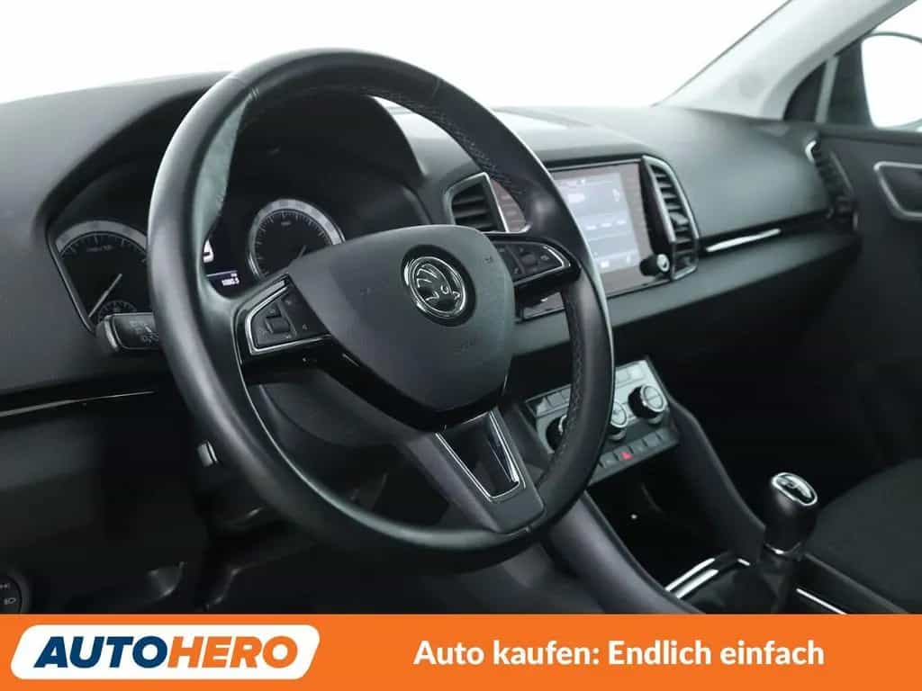 Skoda Karoq 1.5 TSI ACT Style*LED*ACC*PDC*SHZ*KLIMA* 08/2018-photo-10