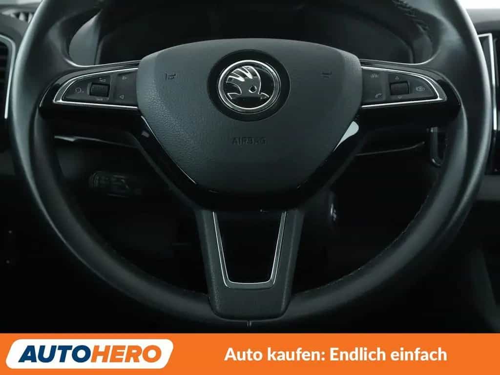 Skoda Karoq 1.5 TSI ACT Style*LED*ACC*PDC*SHZ*KLIMA* 08/2018-photo-18