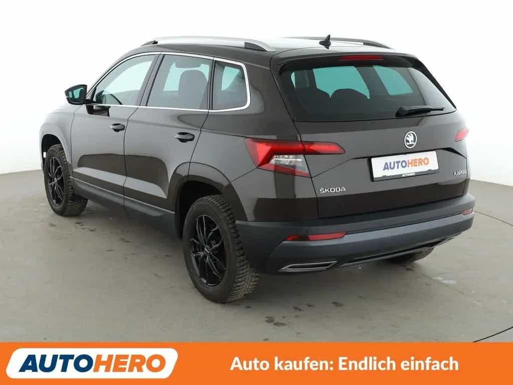 Skoda Karoq 1.5 TSI ACT Style*LED*ACC*PDC*SHZ*KLIMA* 08/2018-photo-3