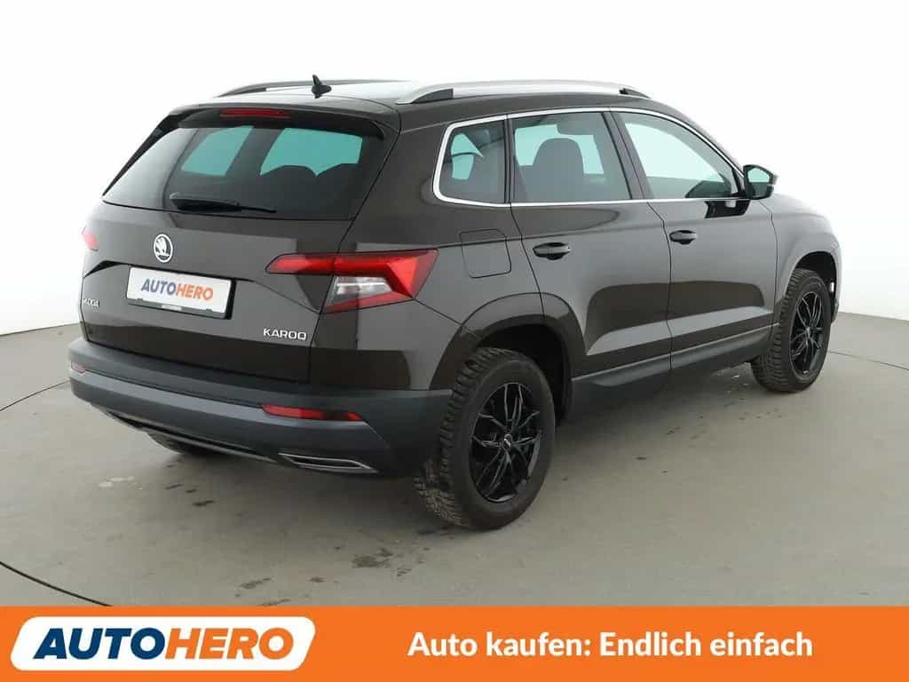 Skoda Karoq 1.5 TSI ACT Style*LED*ACC*PDC*SHZ*KLIMA* 08/2018-photo-5