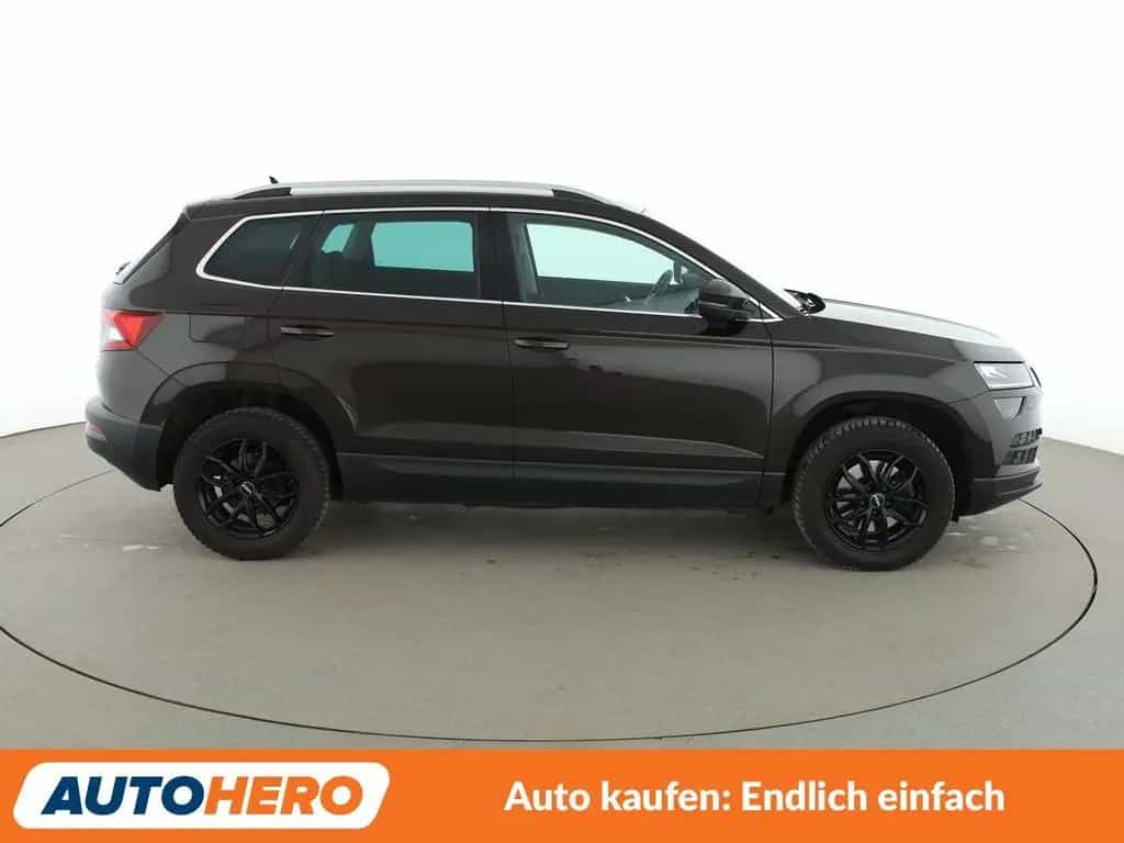 Skoda Karoq 1.5 TSI ACT Style*LED*ACC*PDC*SHZ*KLIMA* 08/2018-photo-6