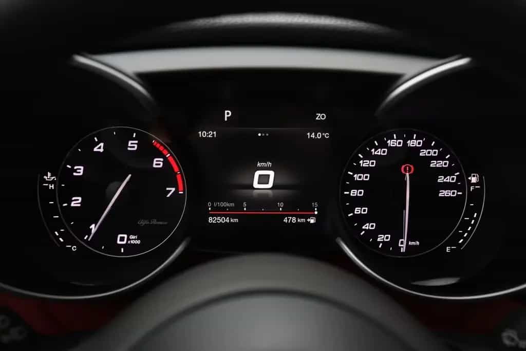Alfa Romeo Giulia 2.0T Super | AHK | kamera | Leder | Keyle 12/2016-photo-18