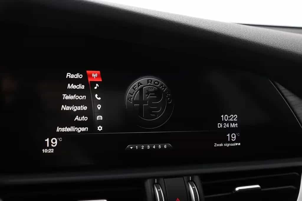 Alfa Romeo Giulia 2.0T Super | AHK | kamera | Leder | Keyle 12/2016-photo-19