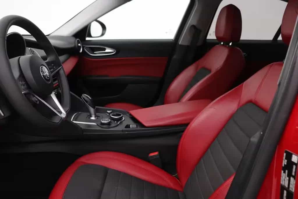 Alfa Romeo Giulia 2.0T Super | AHK | kamera | Leder | Keyle 12/2016-photo-2