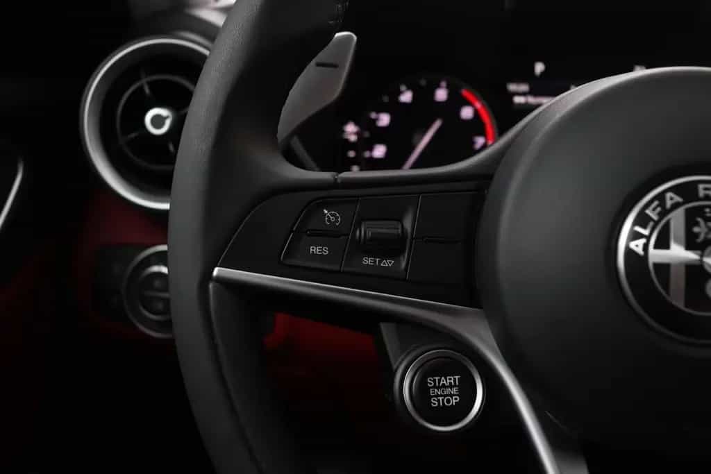Alfa Romeo Giulia 2.0T Super | AHK | kamera | Leder | Keyle 12/2016-photo-30