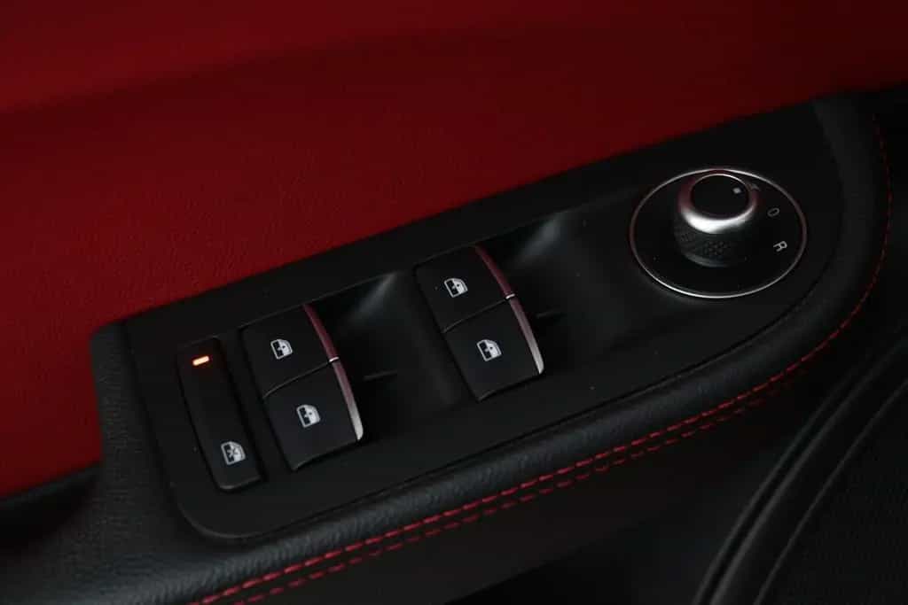 Alfa Romeo Giulia 2.0T Super | AHK | kamera | Leder | Keyle 12/2016-photo-36