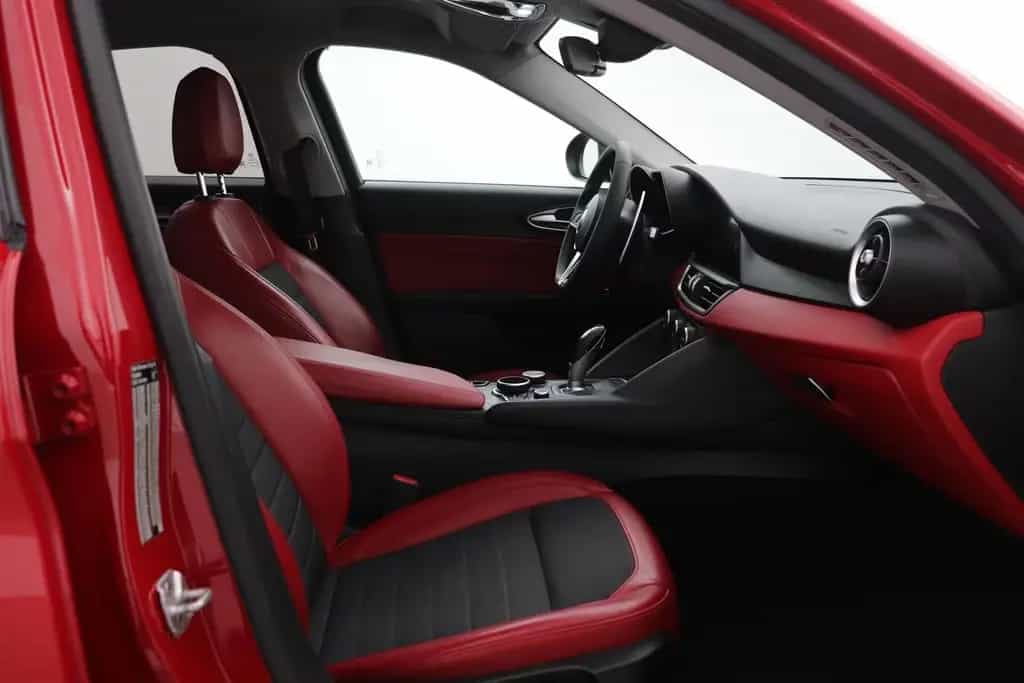 Alfa Romeo Giulia 2.0T Super | AHK | kamera | Leder | Keyle 12/2016-photo-4