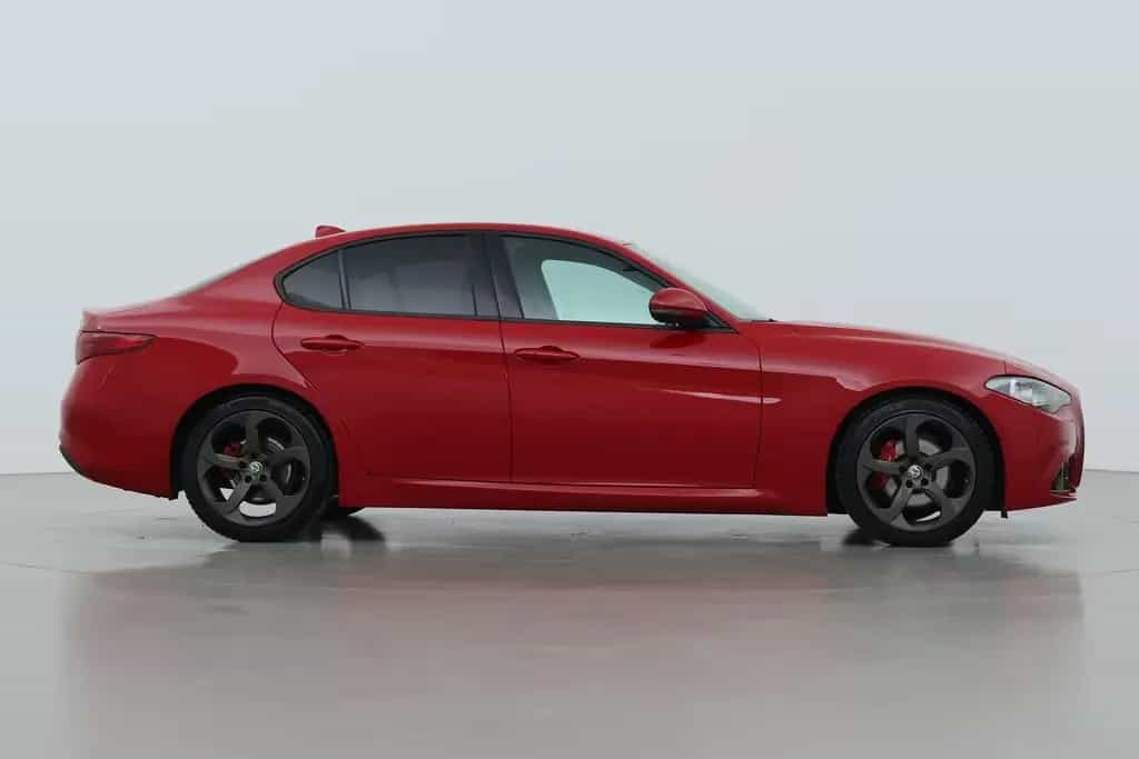 Alfa Romeo Giulia 2.0T Super | AHK | kamera | Leder | Keyle 12/2016-photo-9