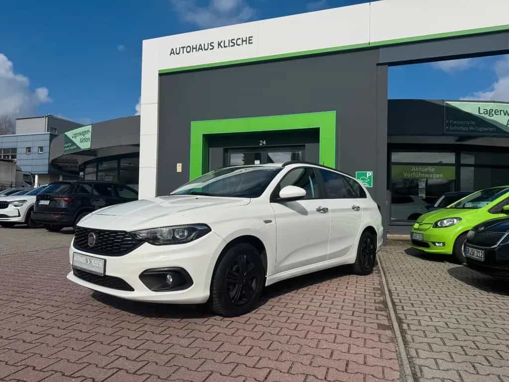 Fiat Tipo Easy 1.4 TSI 88 kW 120 PS 07/2017-photo-0