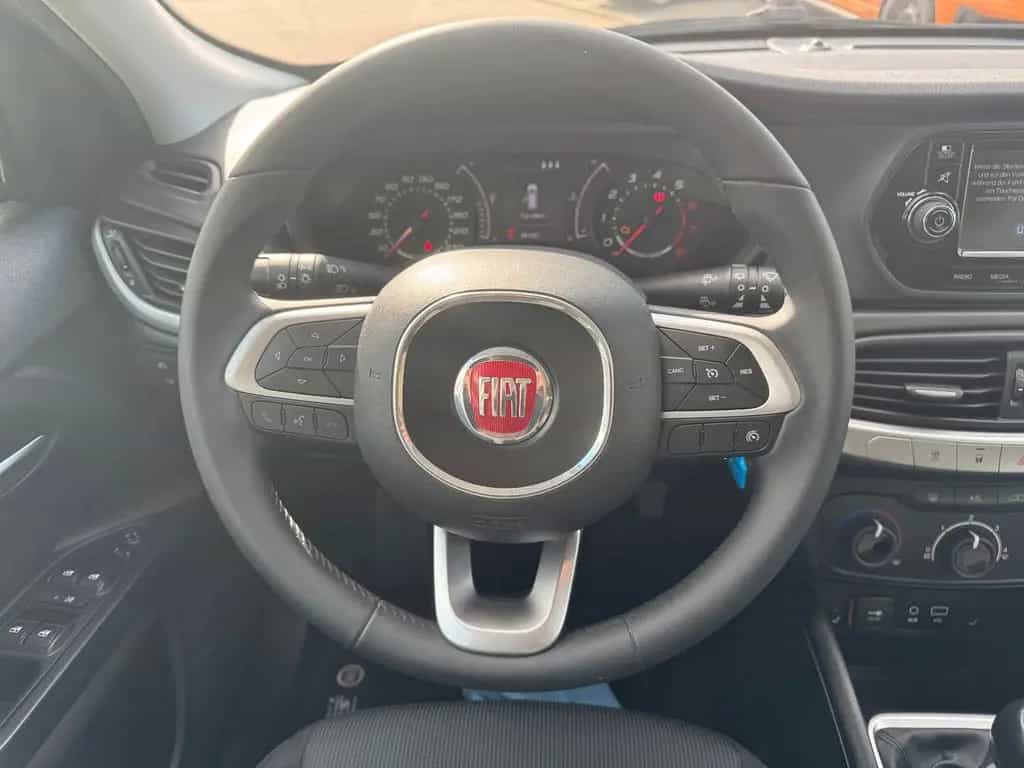 Fiat Tipo Easy 1.4 TSI 88 kW 120 PS 07/2017-photo-10