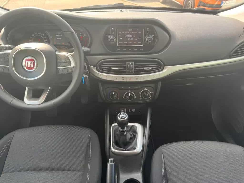 Fiat Tipo Easy 1.4 TSI 88 kW 120 PS 07/2017-photo-14