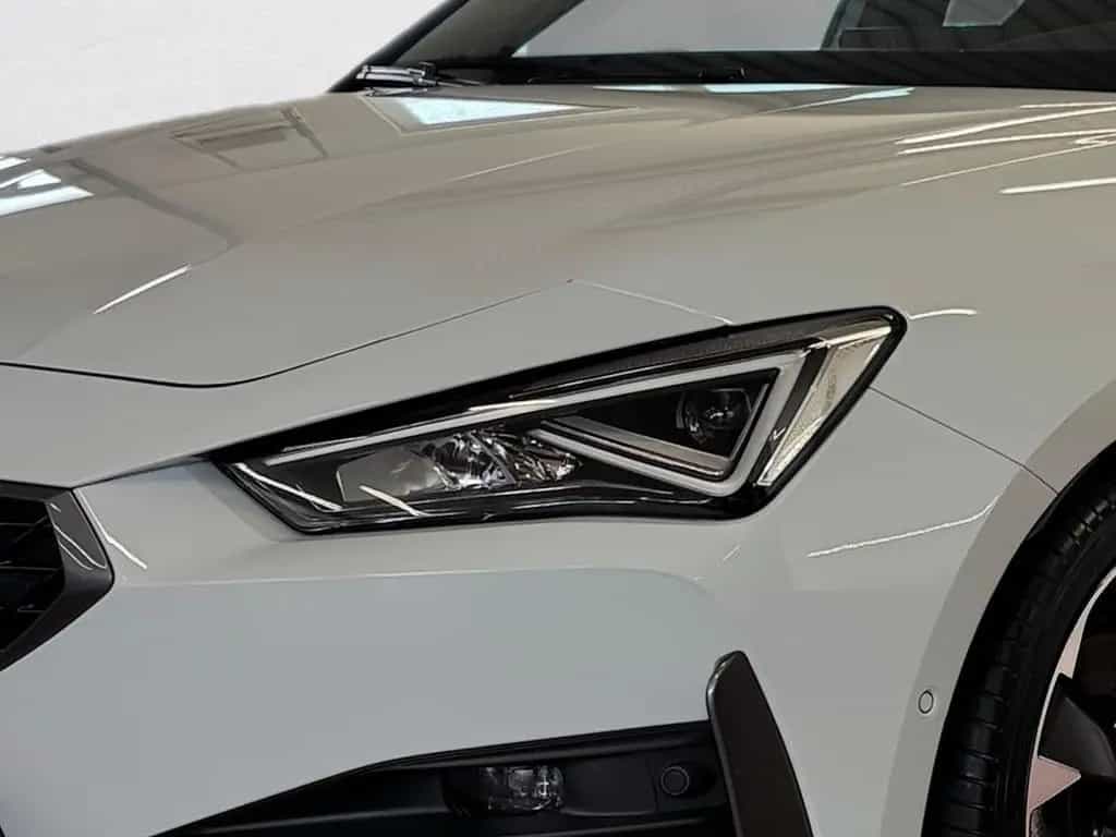 Cupra Leon 1.5 eTSI DSG LED Navi ACC RFK Beats ACC AUT 02/2024-photo-12